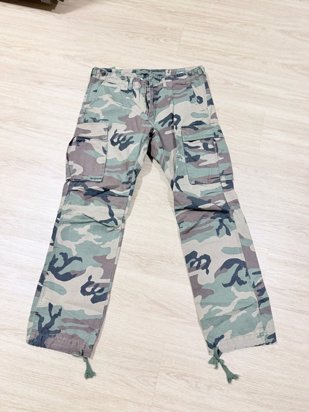 Mnml cargo pants